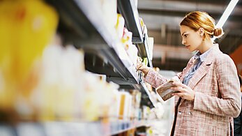 CATO COURSES - Human Progress - Woman in Grocery Store Shopping