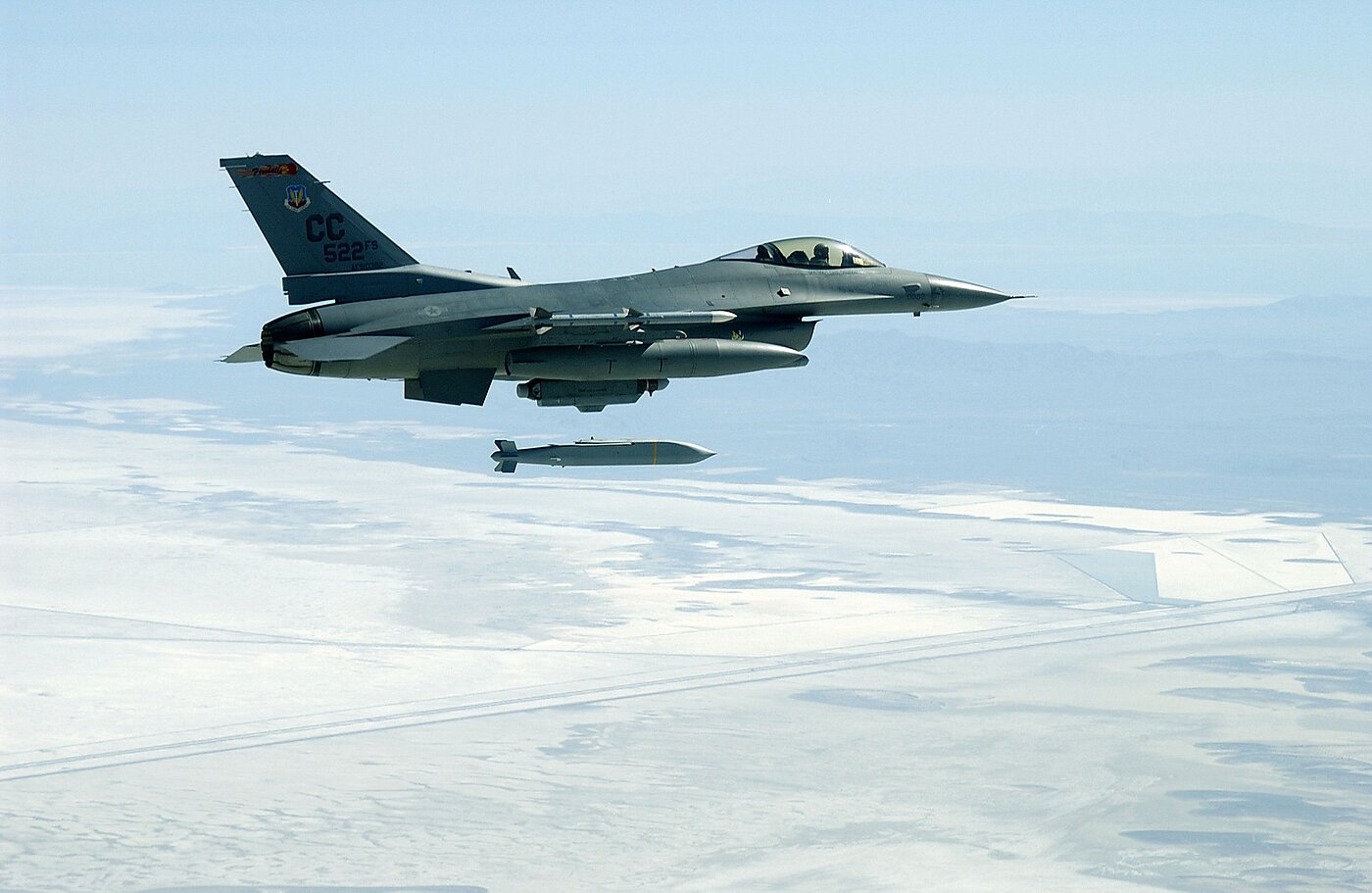 US F-16 Releases AGM-154 JSOW in Weapon Test