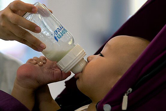 Media Name: MK-CK887_CMILK_G_20140318194651.jpg