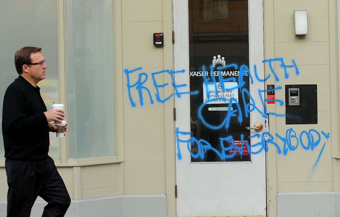 Media Name: 20120129-AP-free-HC-photo-cropped2.jpg