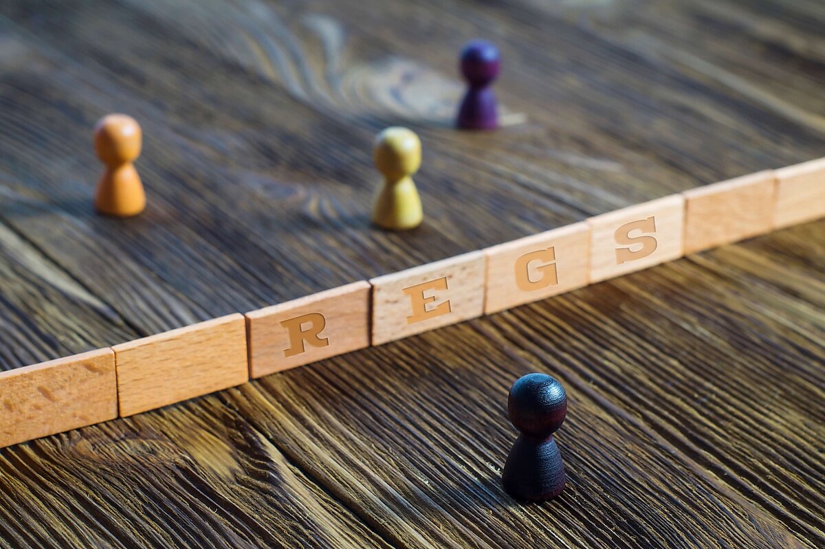 Canadian Banking System, clearinghouses, Glass-Steagall, Unit Banking, intragroup funding