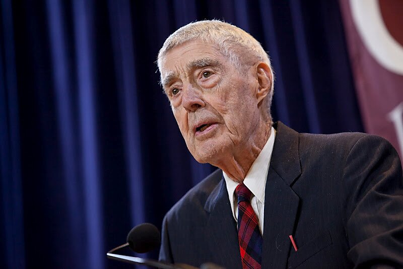 Media Name: MonetaryConf111511240.jpg