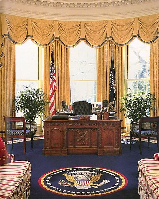 Resolute Desk
